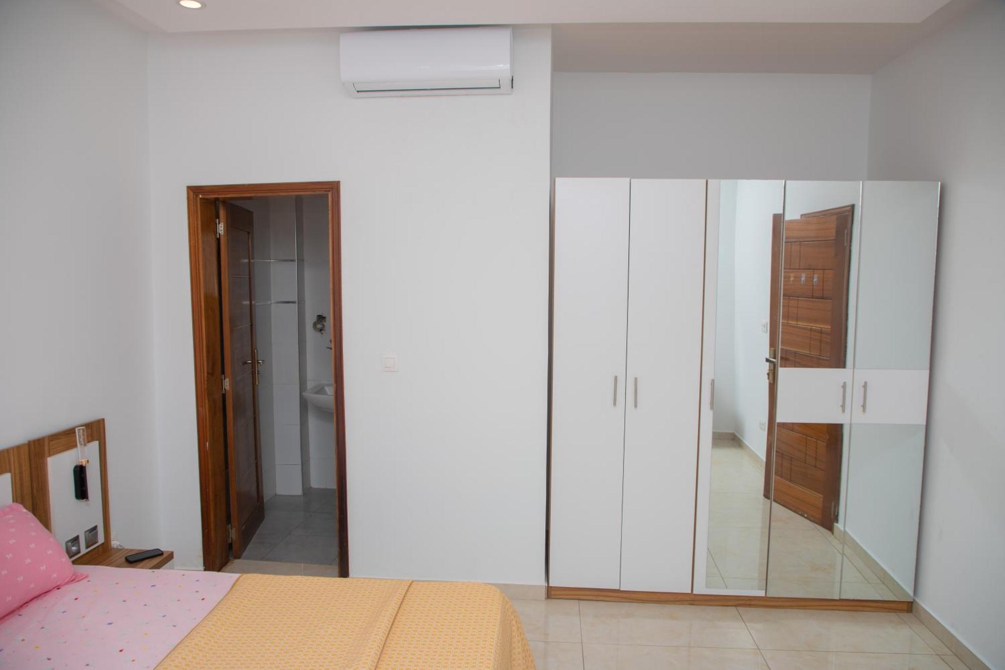 Residence Teranga Immo Luxe Residence Ndoumbe Sylla Dakar Exterior photo